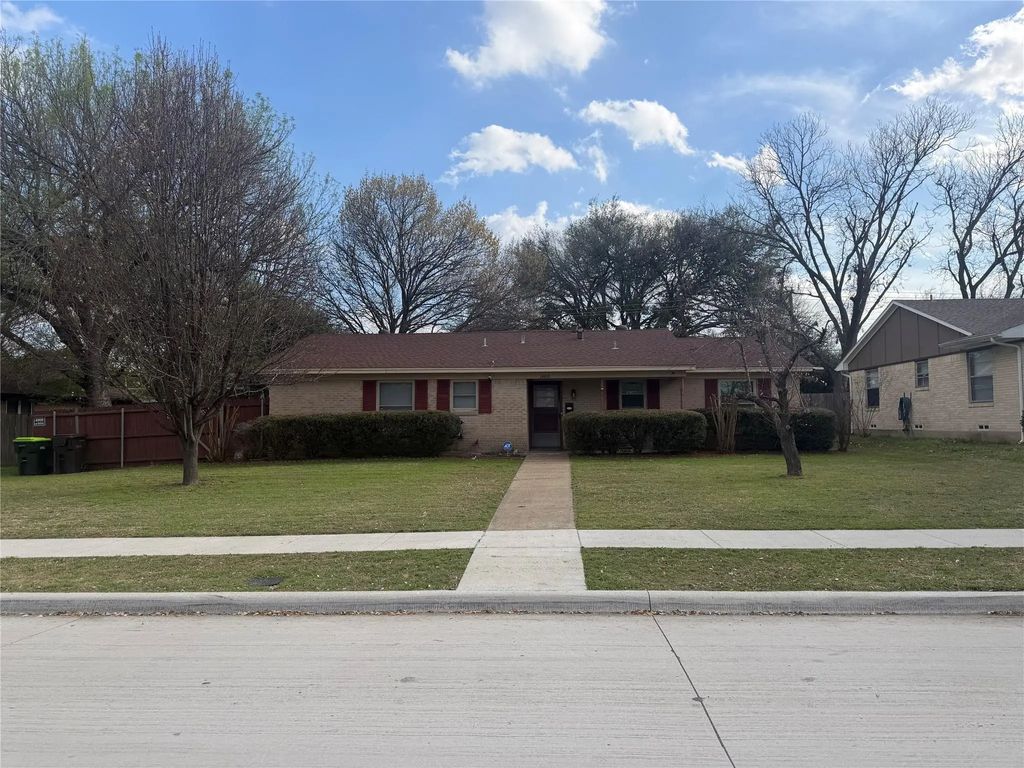 1900 17th Street, Plano