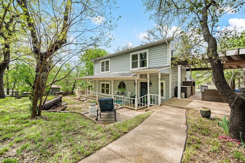 103 County Road 4853, Newark