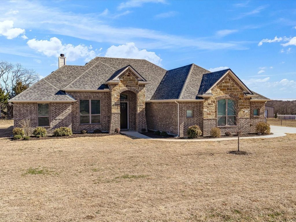431 Tristin Lane, Waxahachie