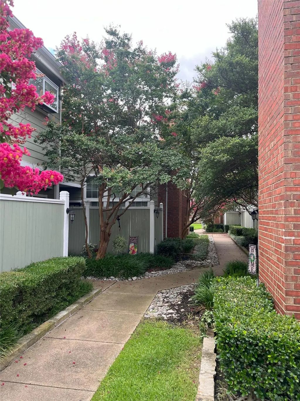 6220 Bentwood Trail 1208, Dallas
