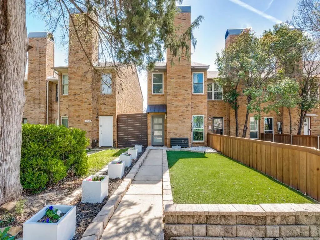 2264 Colony Court, Dallas