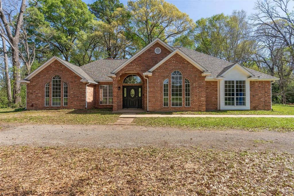 13882 Meadow Lane, Flint