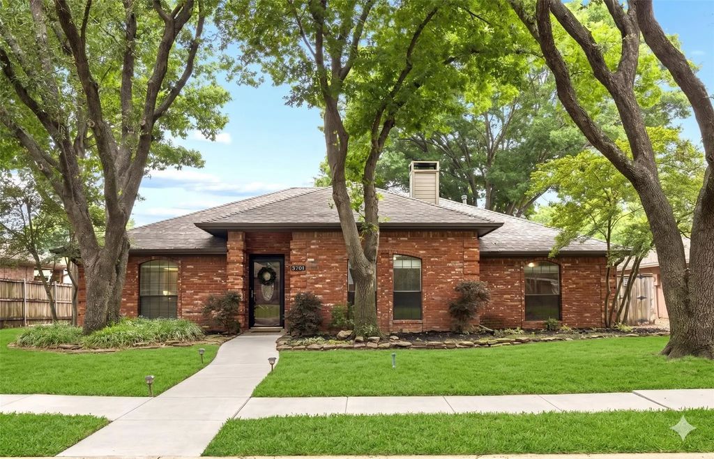 3701 Andrea Lane, Rowlett