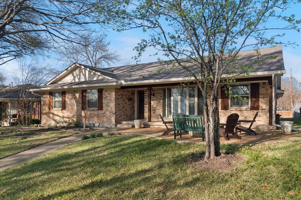 10117 Coveridge Drive, Dallas