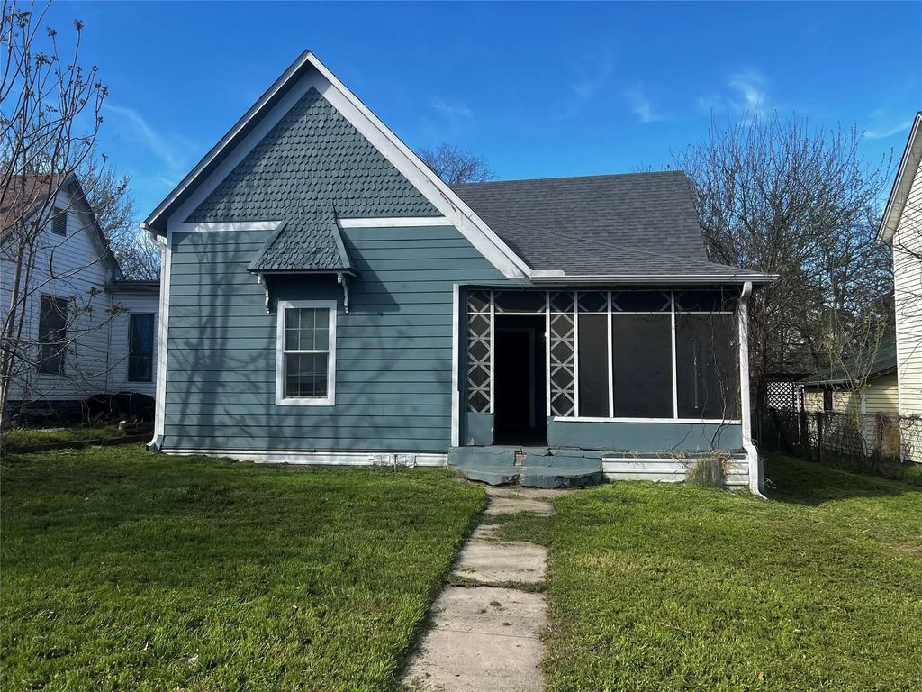 925 W Nelson Street, Denison