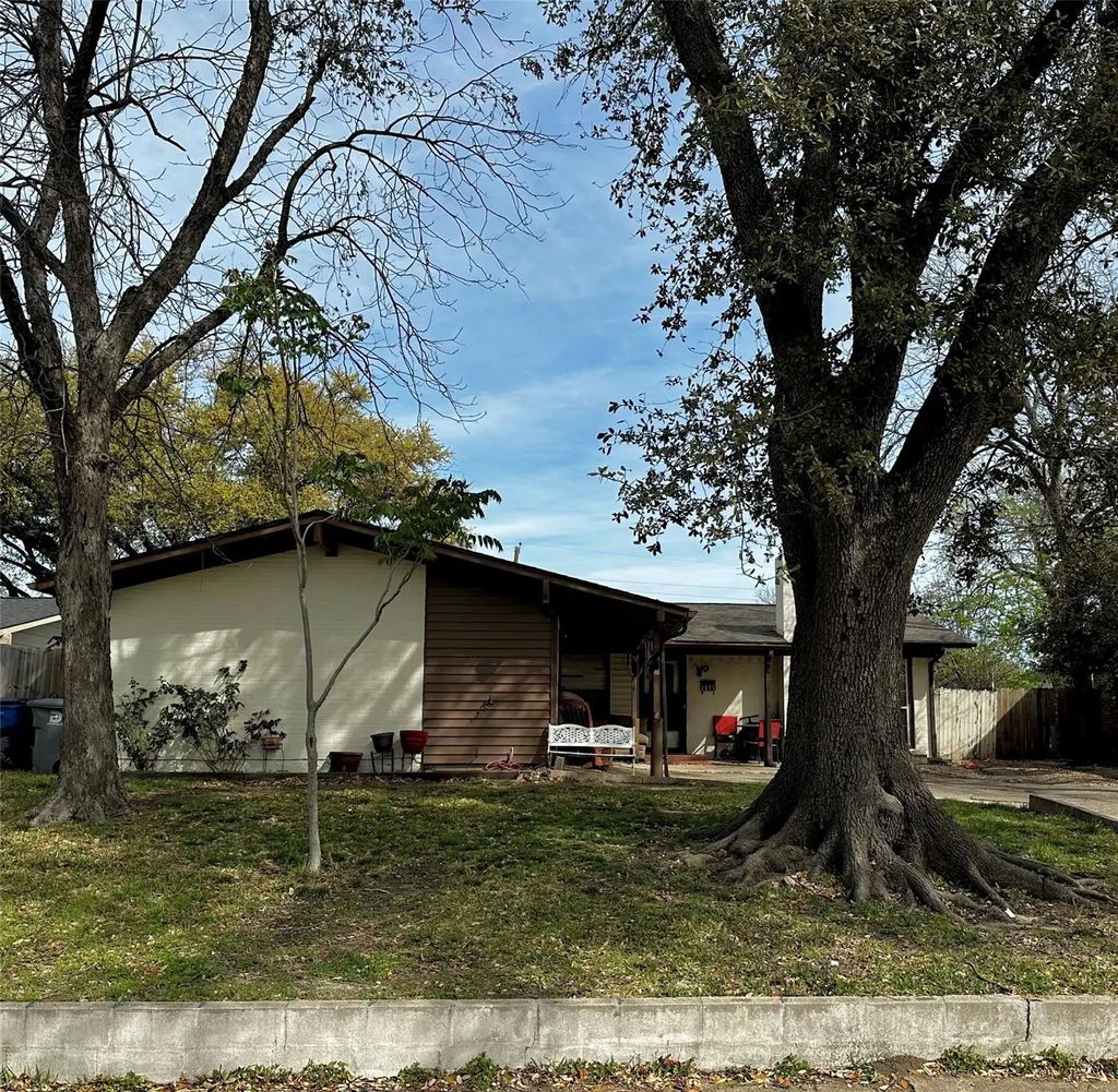2975 Leahy Drive, Dallas