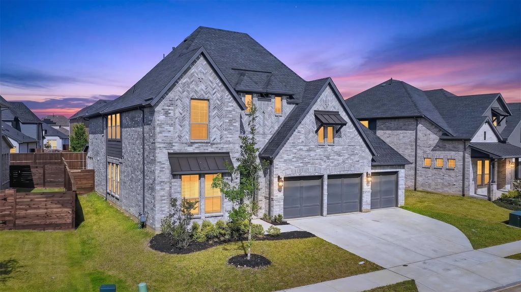 2604 Silver Leaf Drive, Northlake