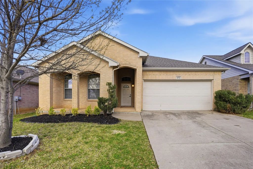 1172 Sunderland Lane, Fort Worth