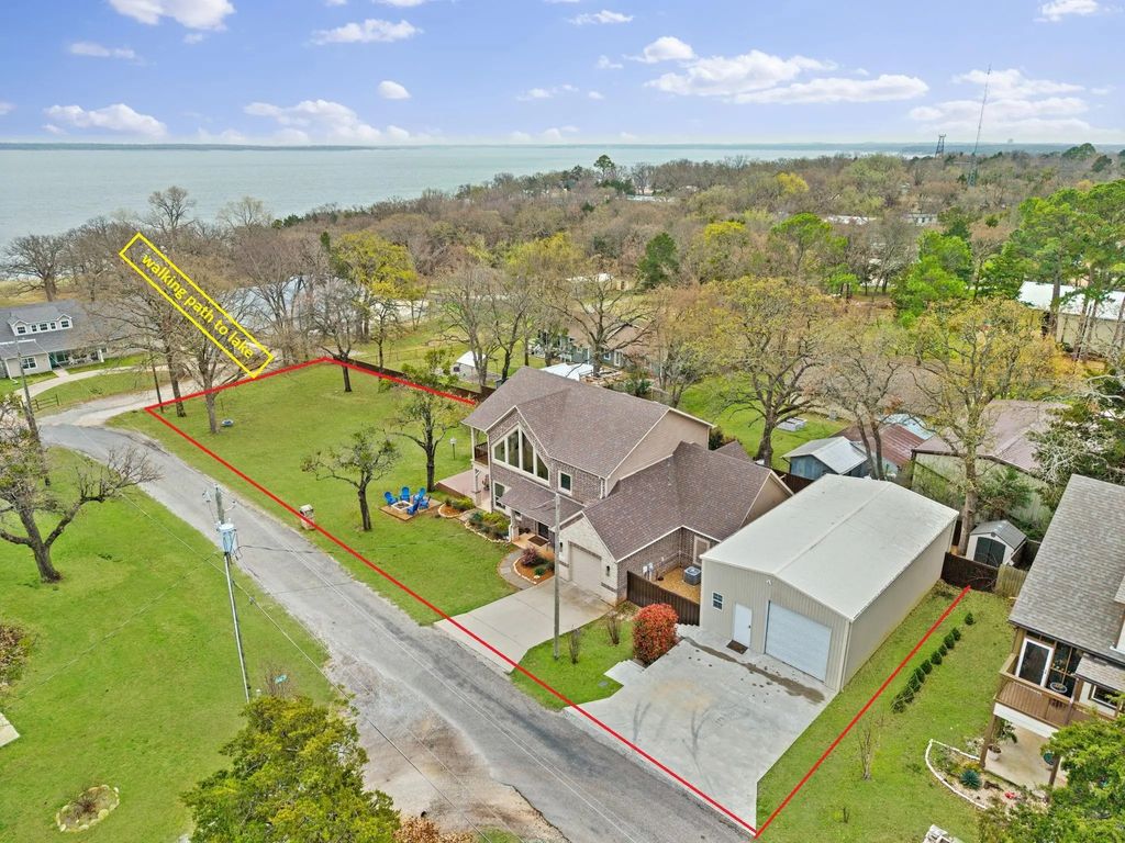 120 Coffee Circle, Pottsboro