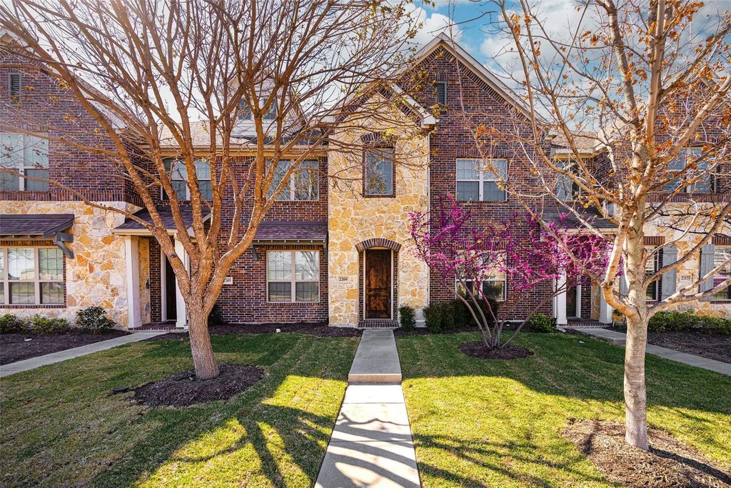 2209 Jameson Lane, McKinney