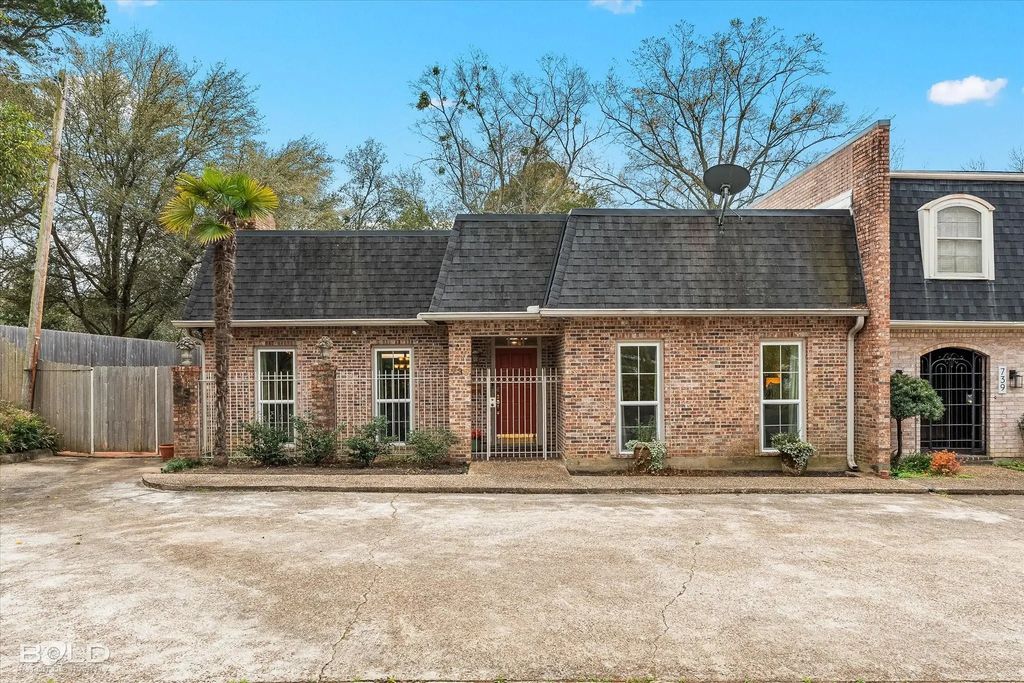 735 Villa Trabue Street, Shreveport