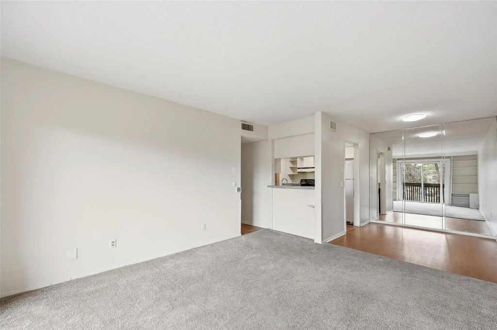 4845 Cedar Springs Road 267, Dallas