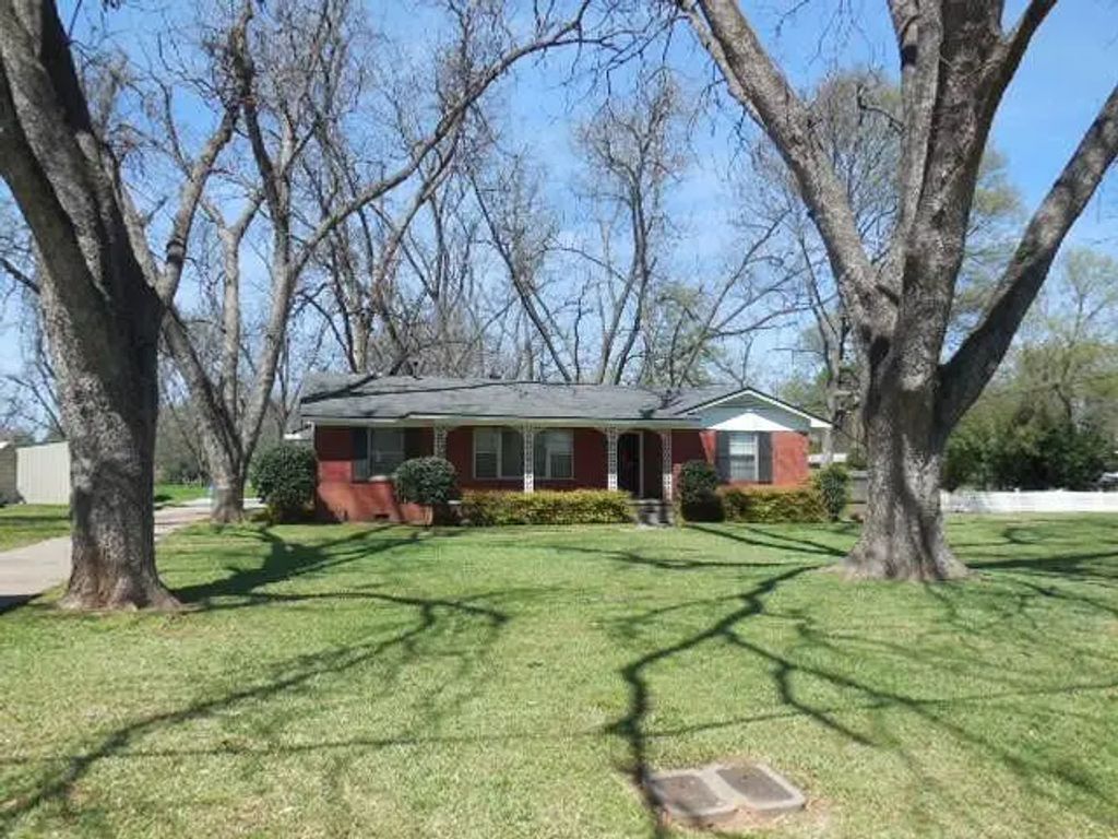 5108 Dixie Garden Drive, Shreveport