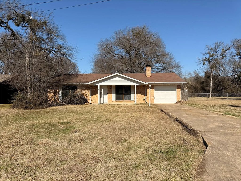 150 Pecan Drive, East Tawakoni