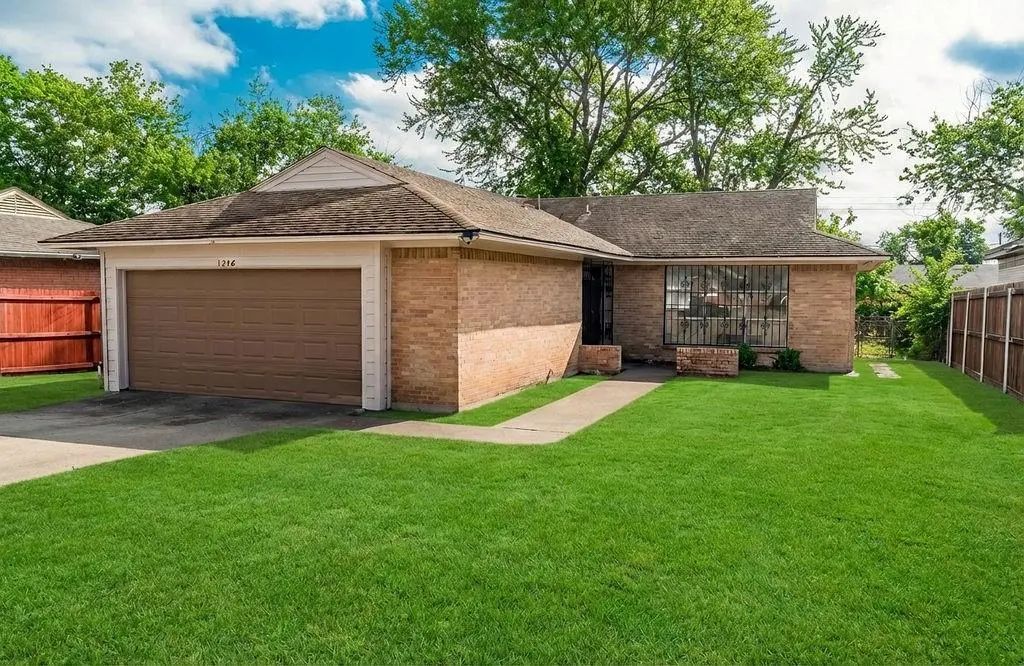 1246 Brookmere Drive, Dallas