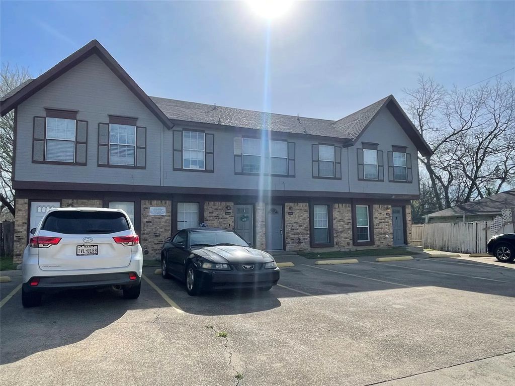 1404 Shufford Street, Irving