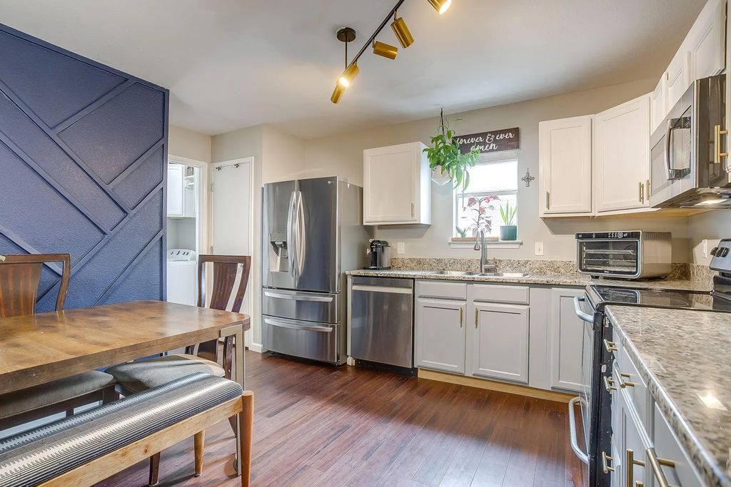12229 Shadow Wood Trail, Fort Worth