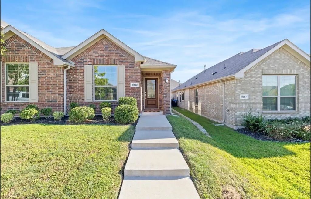 5853 Japonica Street, Fort Worth