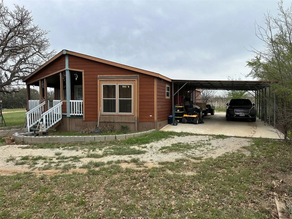 12146 County Road 105, Brownwood