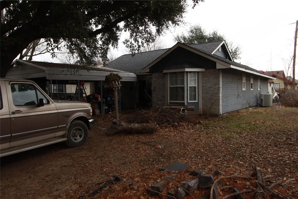 102 Remington Circle, Gun Barrel City