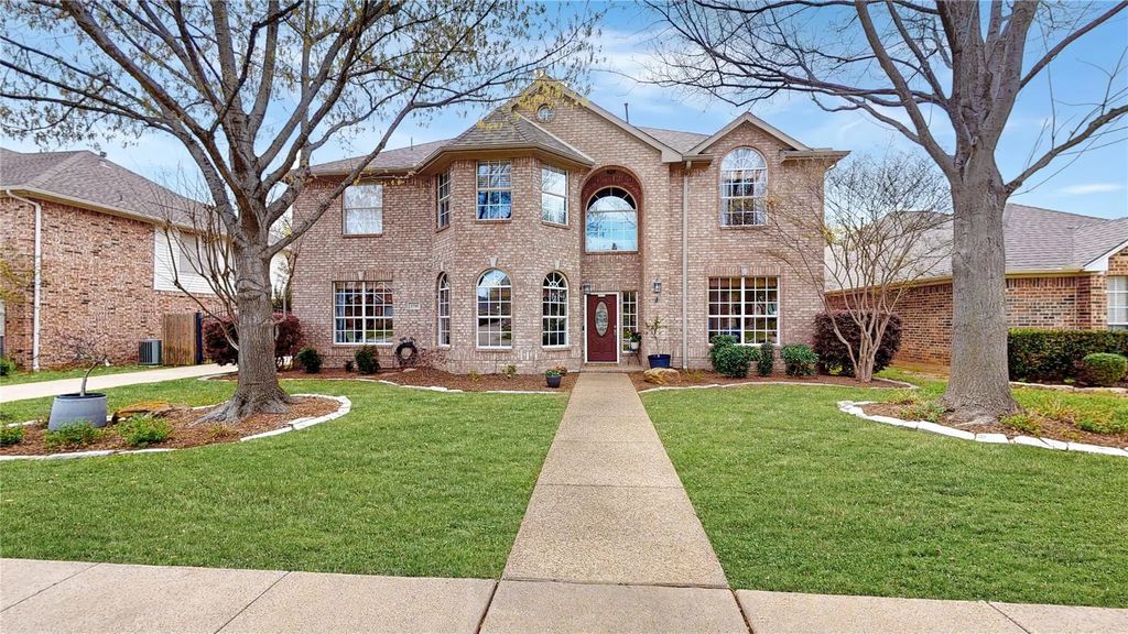 1710 Rosebriar Lane, Keller