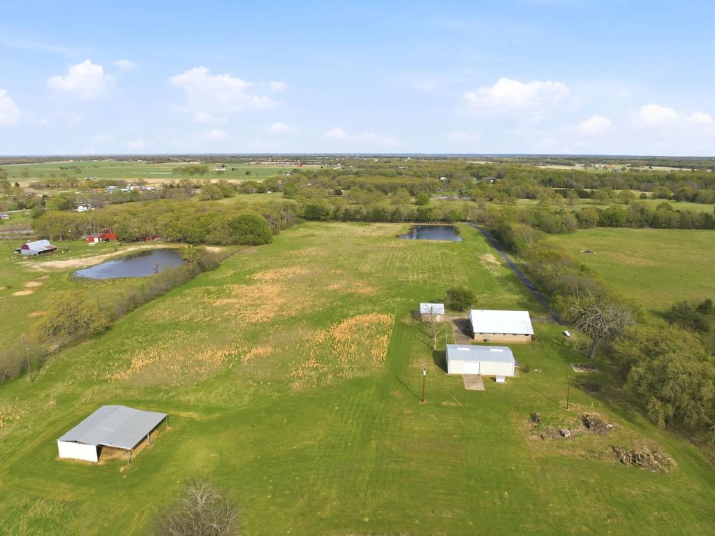 12748 County Road 4077, Scurry