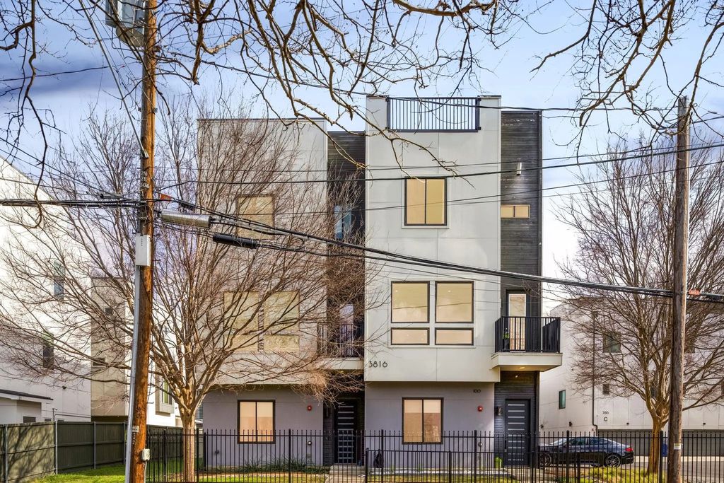 3816 Roseland Avenue B100, Dallas