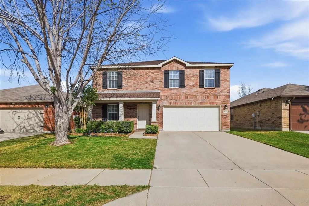 6908 Derbyshire Drive, Fort Worth