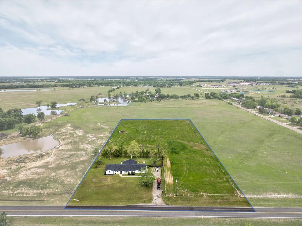 17490 Fm 47, Wills Point