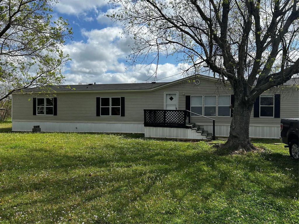 110 Pecan, Gloster