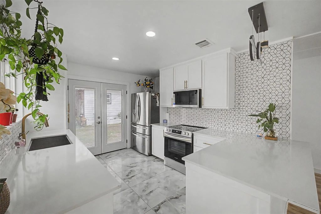 5409 Sun Valley Drive, Fort Worth