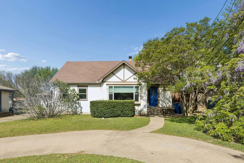 8015 Eagle Trail, Dallas