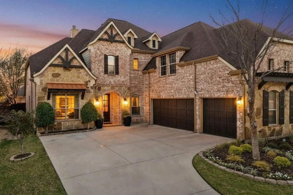 810 Senna Drive, Lantana