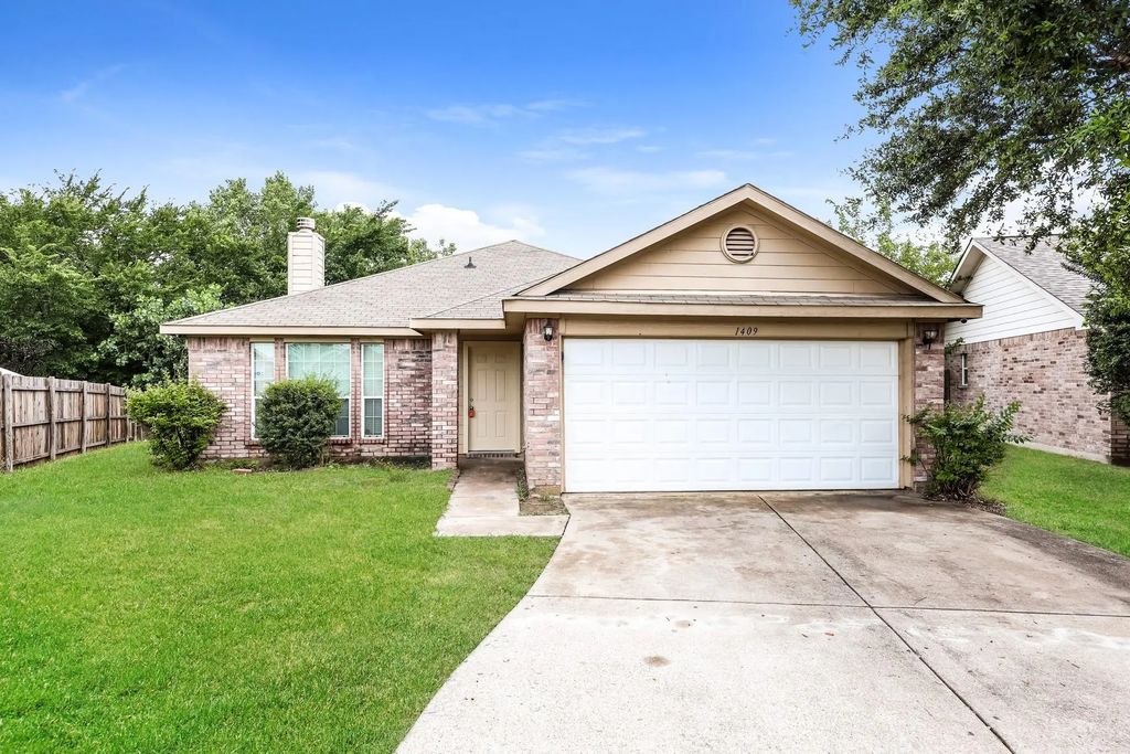 1409 Marena Moore Court, Dallas