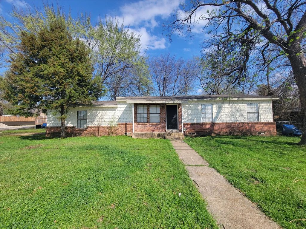 1552 Cheyenne Road, Dallas