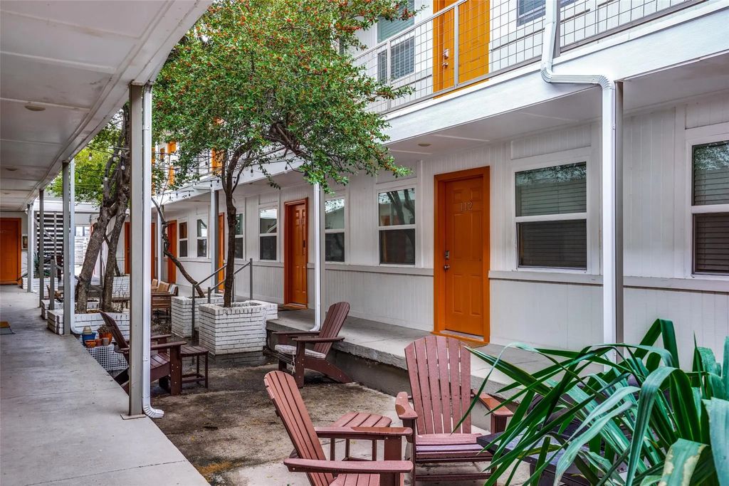 4927 San Jacinto Street 102, Dallas