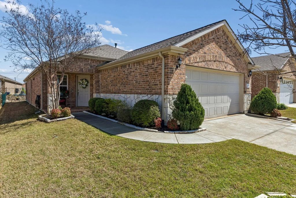 6744 Hickory Creek Drive, Frisco