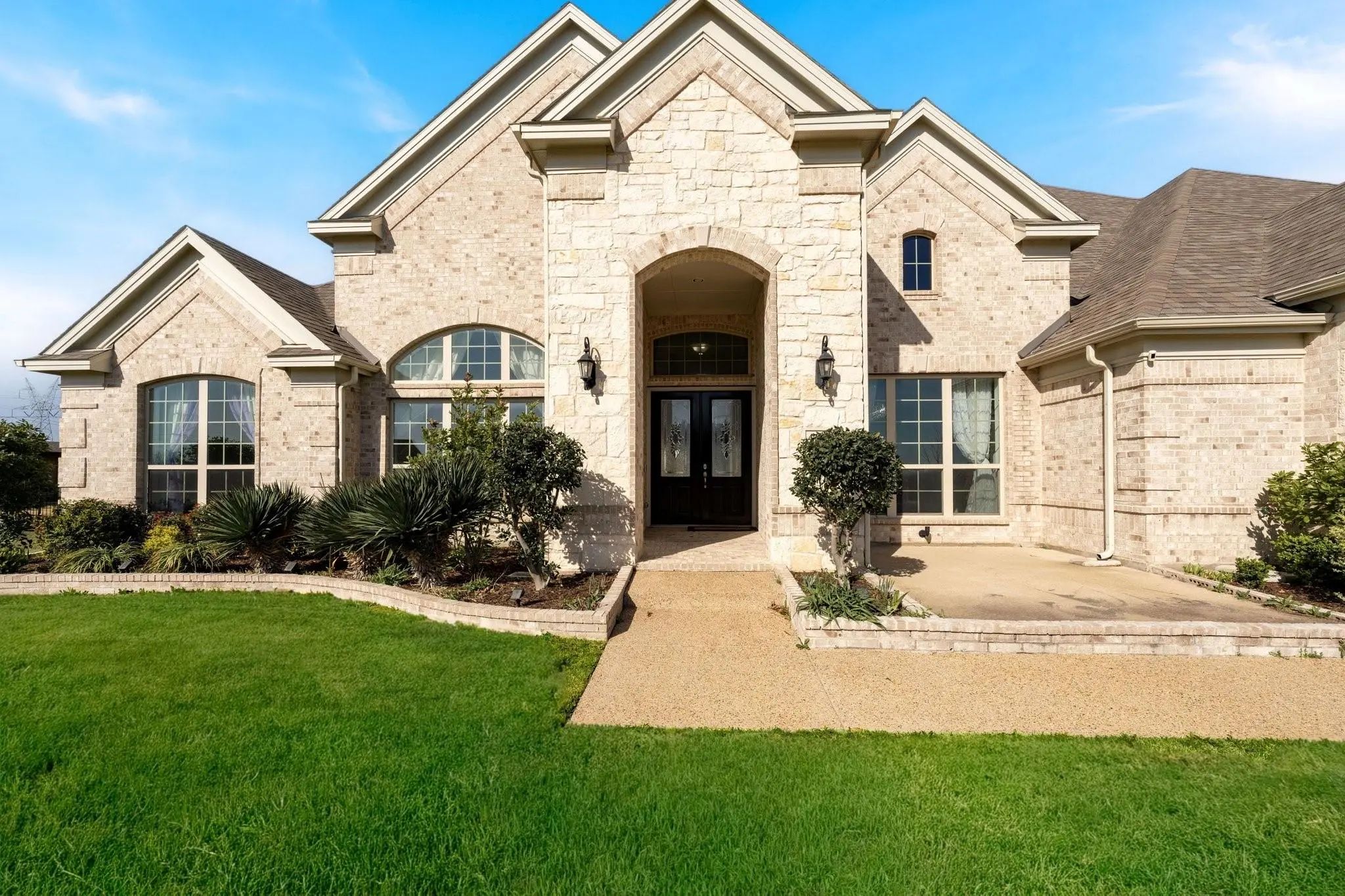 Photo of Listing #21211059