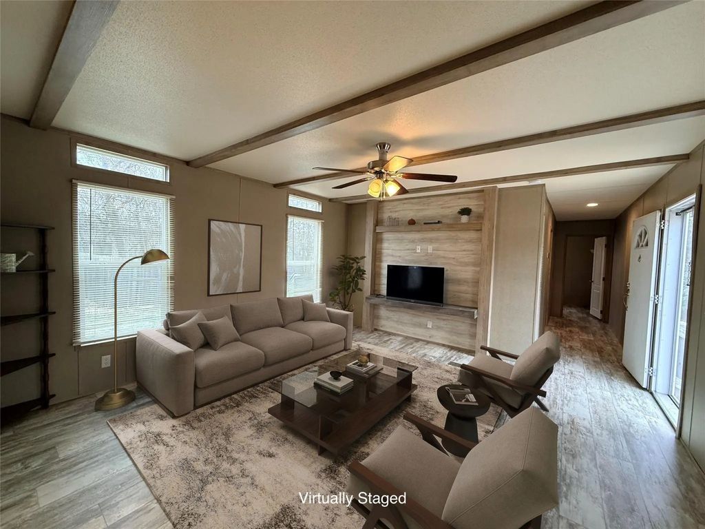 821 Quail Run, Seven Points