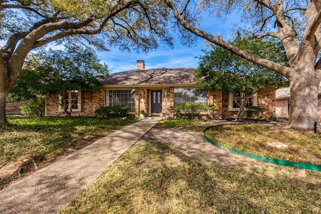 2411 Aspen Street, Richardson