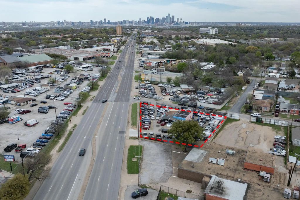 3000 Fort Worth Avenue, Dallas