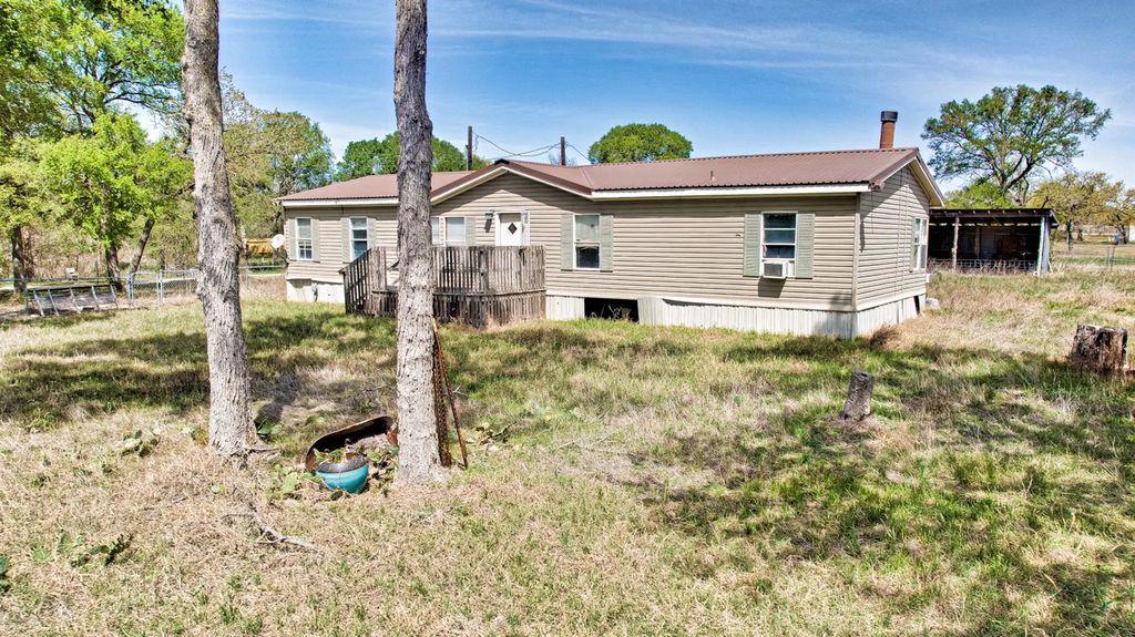 234 Lake View Drive, Cedar Creek