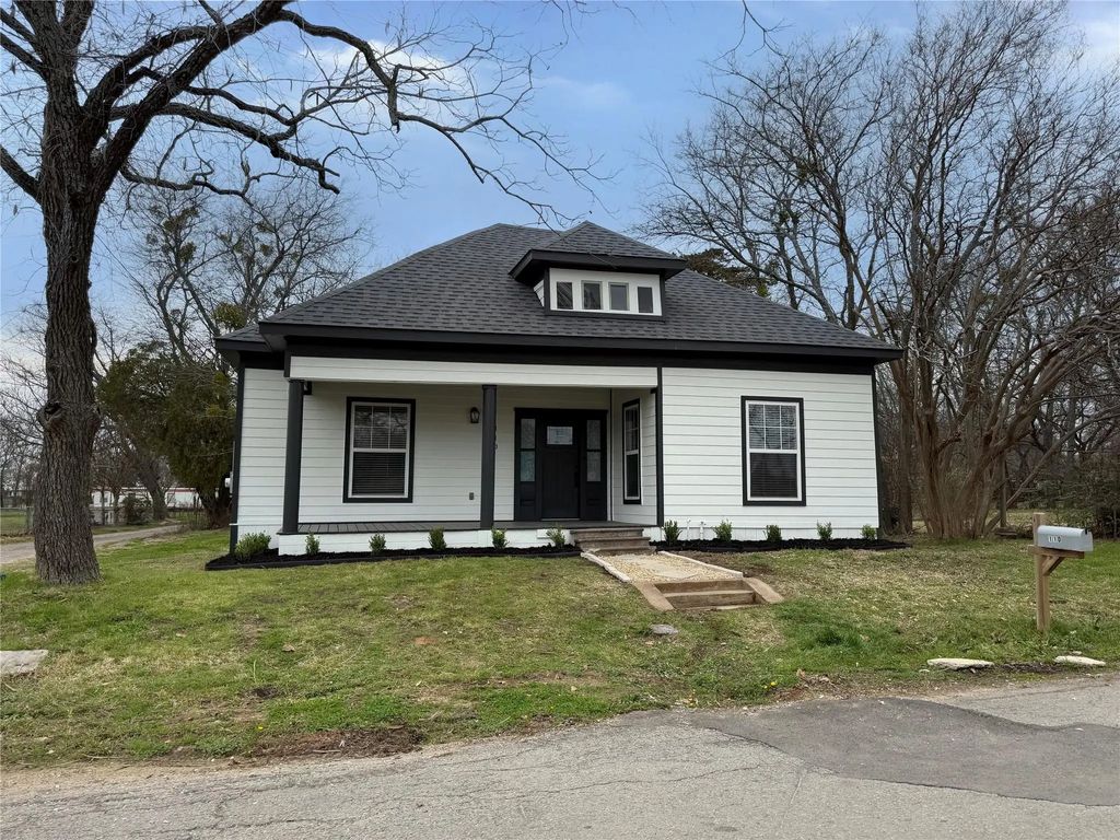 110 Mill Street, Cumby