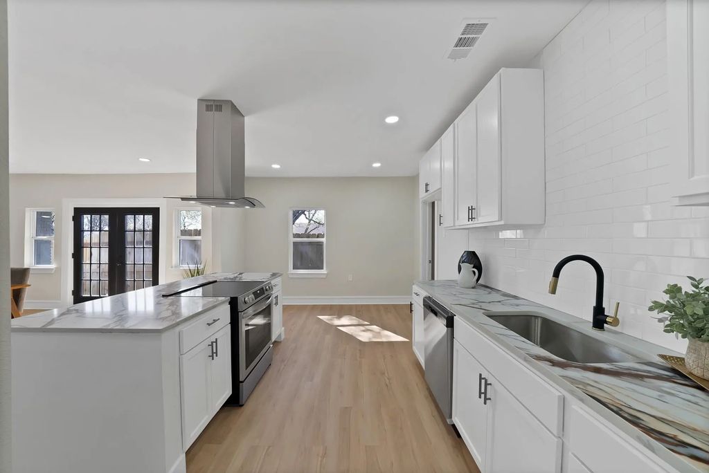 2803 Wilkinson Avenue, Fort Worth
