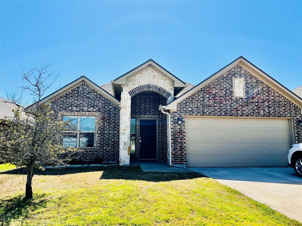 121 Frank Street, Greenville