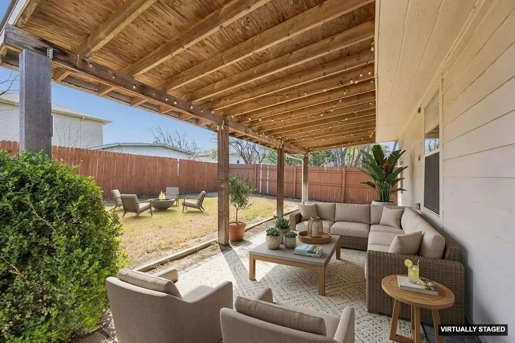 2437 Pecan Drive, Little Elm