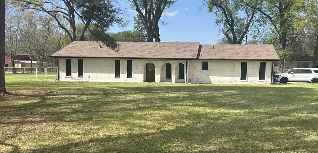 470 Lanier Road, Combine
