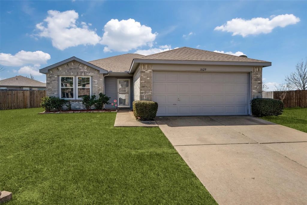 1629 Black Oak Court, Anna