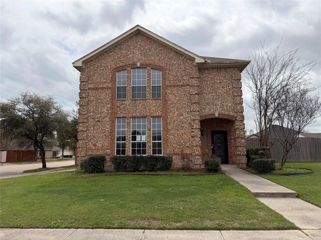1001 Windsor Drive, Saginaw