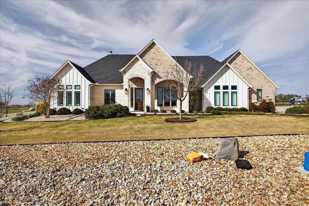3017 Infinity Drive, Weatherford